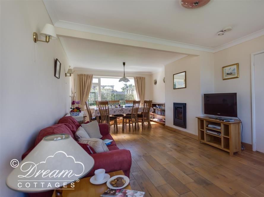 Hillview Bungalow Burton Bradstock Exterior foto